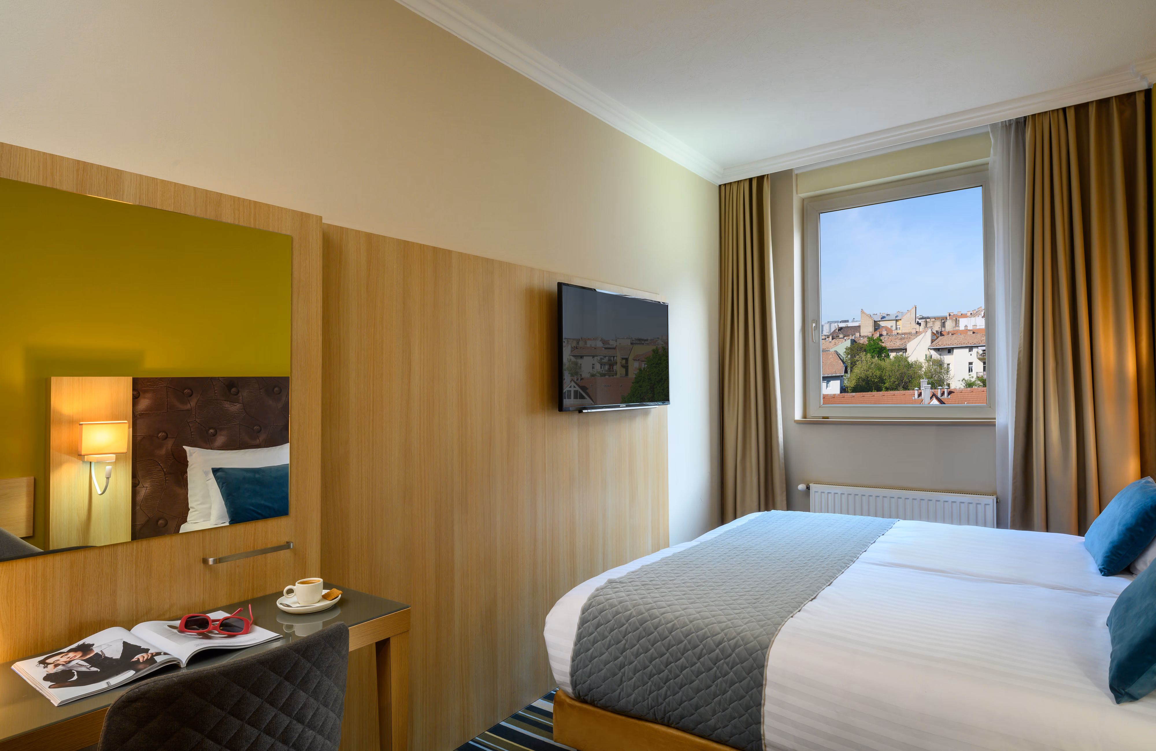 Leonardo Hotel – room